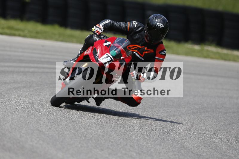 /15 13.05.2025 Max Racing ADR/Gruppe gruen/77